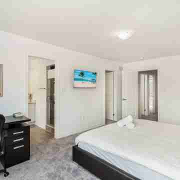 Home in Heart of Niagara Falls Rooms