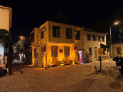 Adahan Bozcaada Otel