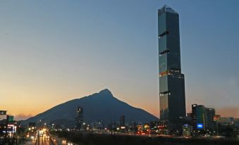 Hilton Garden Inn Monterrey Obispado