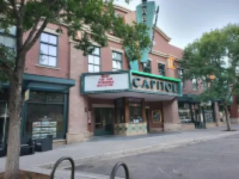 Cozy Eagle Ranch retreat walk to everything Hoteles en Eagle