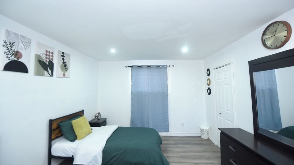 In Heart of Kingston Pool Home