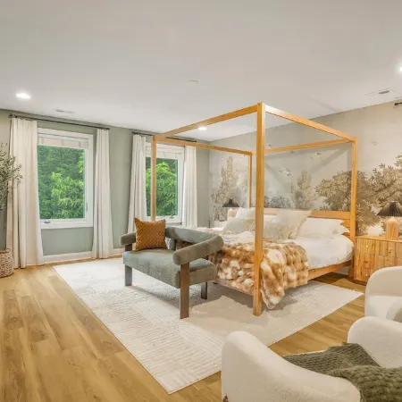 Mountain Retreat: HotTub, Game Room, Family & Pet-Friendly, 3 King Beds