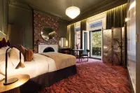 Medusa Hotel Sydney - balcony