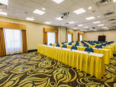 Hampton Inn & Suites Effingham Hotels in Effingham