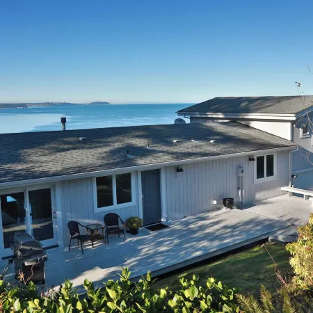 Marine View Bluff by AvantStay