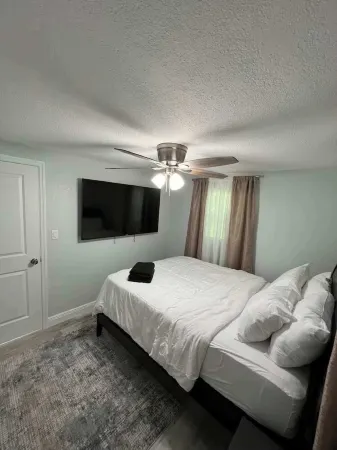 Open Home Suites - 3 bed 1 bath