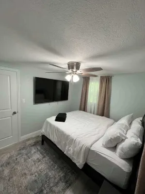 Open Home Suites - 3 bed 1 bath