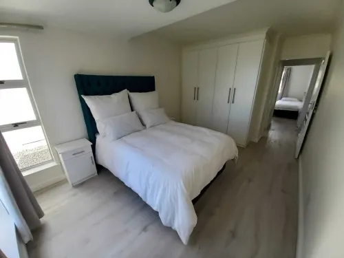 Cosy apartment by the ocean, located in a family friendly town.