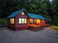 Huck's Hideaway - Mountain Views Near Rangeley! Pet Friendly! - Alppimaja