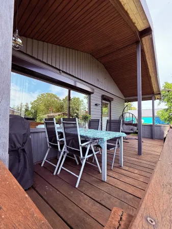 Küstenglück Ostfriesland - Cozy vacation home. Pet friendly Отели в г. Зюдброкмерланд