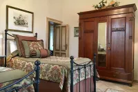 Historic Italian villa from the 1920s Hotels in Acquapendente