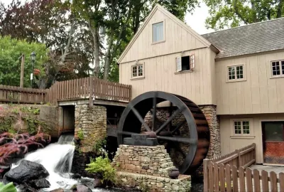 Just Renovated-Downtown Plymouth-America's Hometown-Spacious-Parking-Yard & MORE Hotels near Plimoth Grist Mill