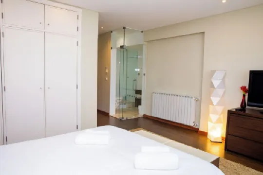 Cozy apartment - top floor views, in the center of Fátima!