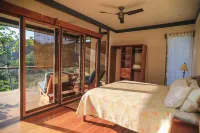 Casa De Jaguar - Beautiful North Santa Teresa Home