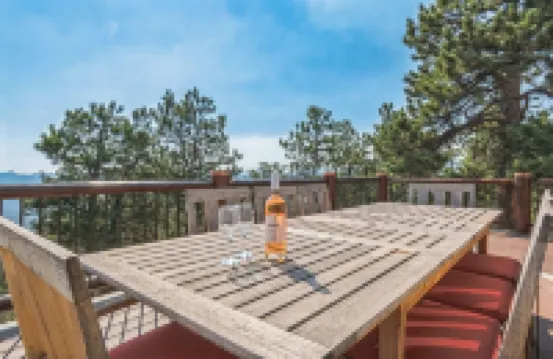 Luxe Log Home+Views+Hot Tub+Fire Pit+Open Air Game Room + Red Rocks