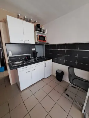 Charming Studio at the foot of the Cevennes:Ideal location in Alès. Hotels in Ales