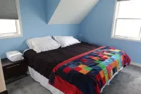 Luxurious Large 3 Bedroom House in Varsity View のホテル