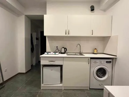 Cozy studio with WiFi in peaceful Bakuriani Отели рядом с достопримечательностью «Starting point. Trail to Tsaghveri»