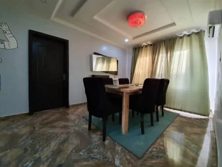 (Suite 4) 3 bedrooms serviced apartment in Victoria Island Lagos