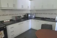 Fabulous house for 12 people, family atmosphere 10 minutes from Lake Villarrica Отели в г. 