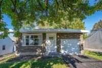 Modern + Clean Mid Century Ranch