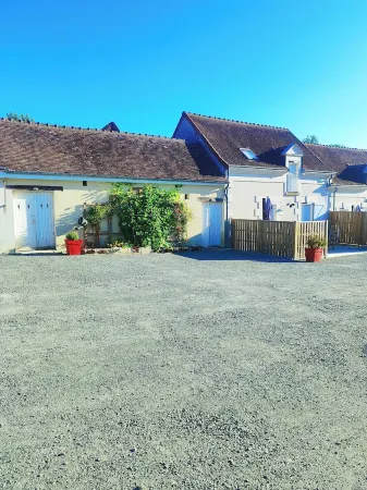 Les gites de la musardiére la maison du loir zooparc Beauval, many castles Отели в г. Мён