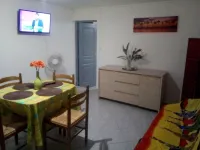 BEAU T2 BAS DE VILLA Hotel di Sainte-Anne