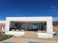 Villa en Ciutadella en primera línea de m ar