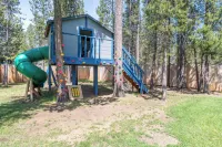 Treehouse Escape • River Access • Soak Under Stars