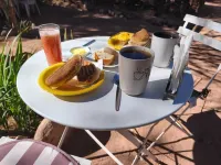Hotel Takha Takha - 2-Star