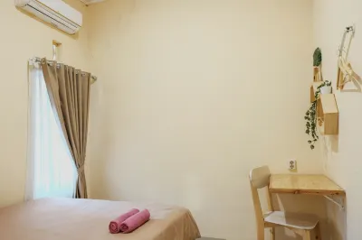 Griya Pojok Homestay Hotels in Balecatur