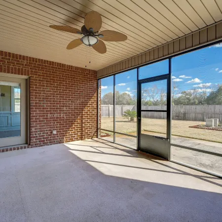 Spacious Kathleen Vacation Rental w/ Fireplace