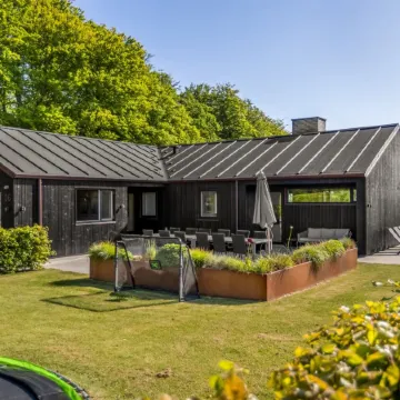 "Goesta" - 250m from the sea