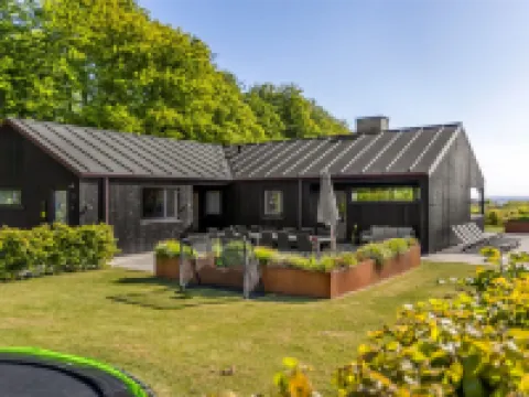 "Goesta" - 250m from the sea