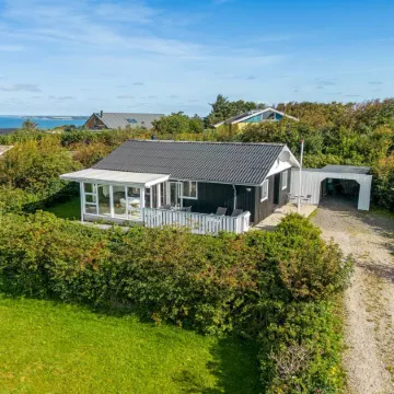 "Brenda" - 300m to the Fjord