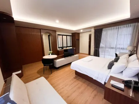 M-LIVIN Dorm Hotel Отели в г. Semabung Lama