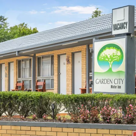 Garden City Motor Inn