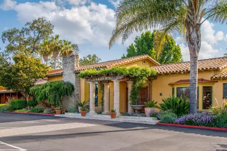 Inn Marin and Suites, Ascend Hotel Collection Отели в г. Сан Джеронимо