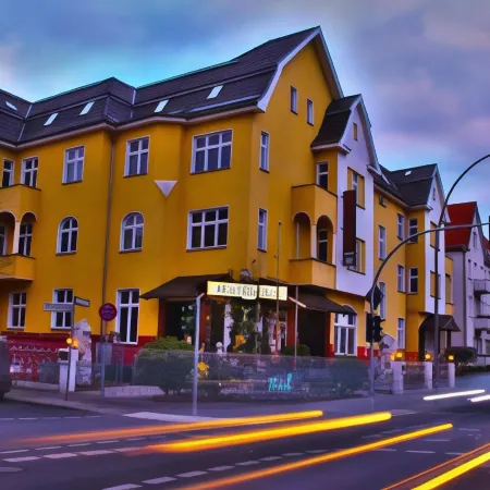 Hotel Karlshorst Отели рядом с достопримечательностью «Каульсдорф»