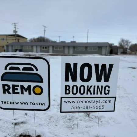 Remo Stays Отели в г. Юнити