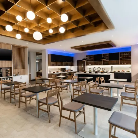Hyatt Place Eagle Pass