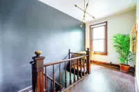 Jungle House Luxury Stays - Downtown Chillicothe Hotels in Chillicothe