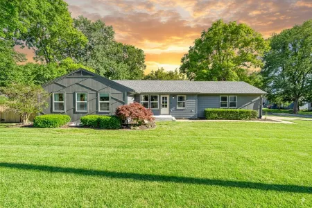 Location! w/King Beds+Hottub+GameRoom+Theater+Gym+Solo Stove Fire Pit