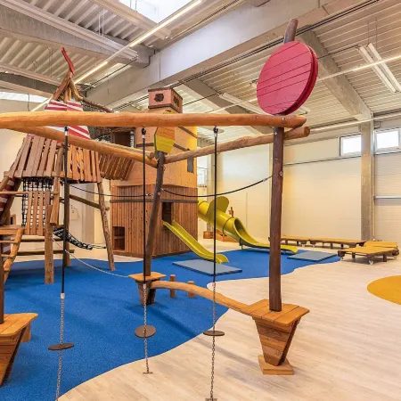 Spacious Coastal Apartment, Wendtorf