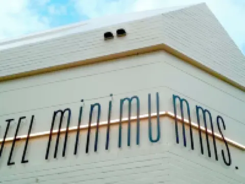 HOTEL minimumms. Hoteles en Naha