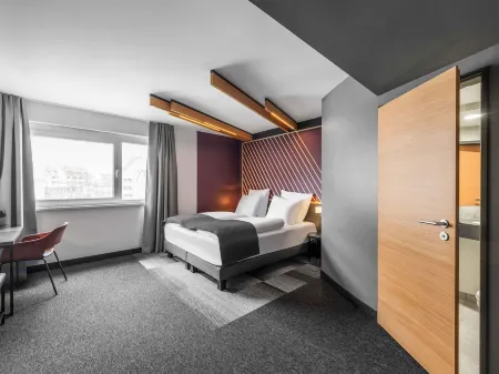 B&B HOTEL Schweinfurt-City Отели в г. Зенфельд