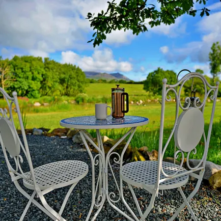Shepherds Hut in Llŷn with Snowdonia Views