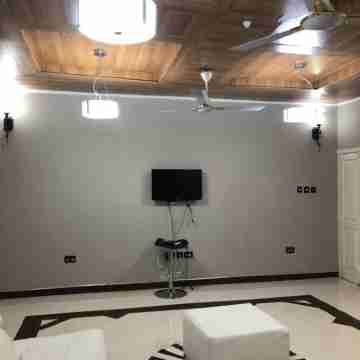 Serene 2 bedroom apartment, American Standard. Others