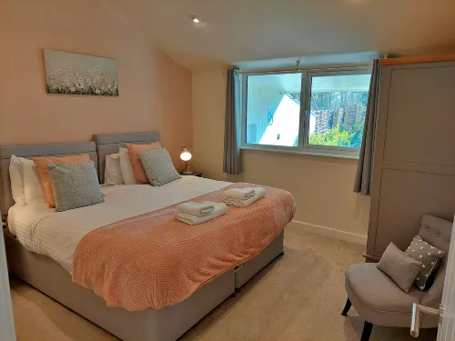 Cottage in Devon with Hot Tub & Dartmoor Views