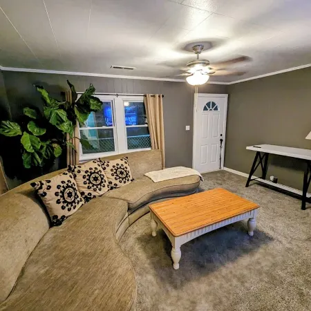 Charming home nestled in the heart of Evansville!